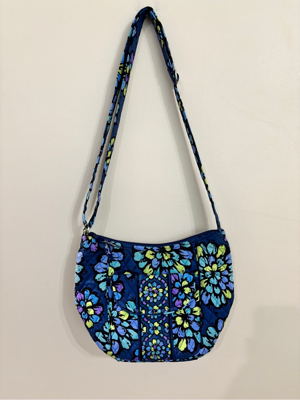 LAST DAY Vera Bradley Quilted Floral Crossbody Bag in Navy Blue - Picture 2 of 10